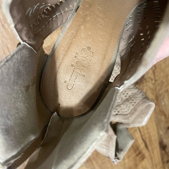 Charlotte Russe Tan Heeled Open Toe Booties - Picture 3 of 11